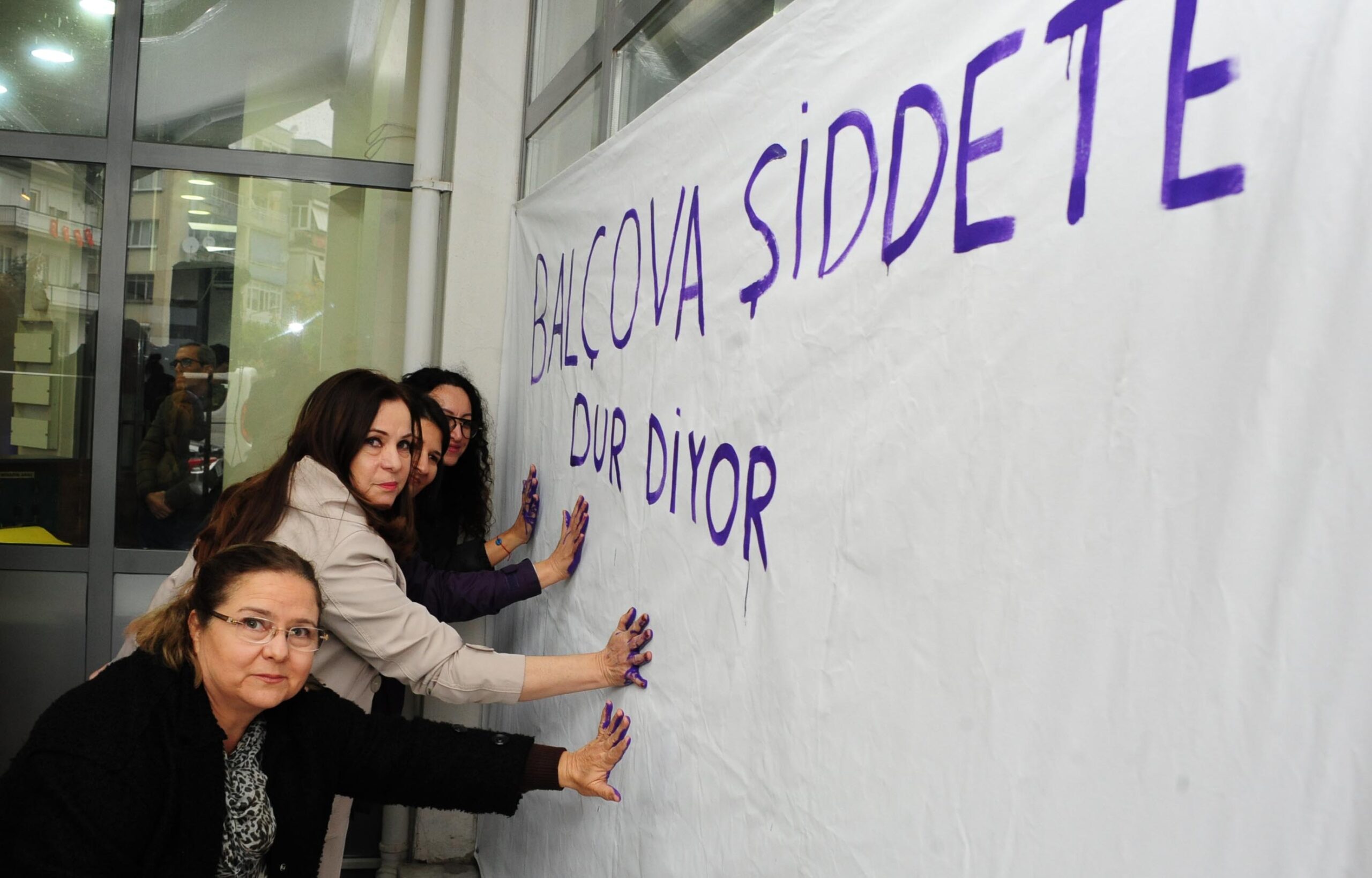 Balçovalı Kadınlar Şiddete Dur Dedi