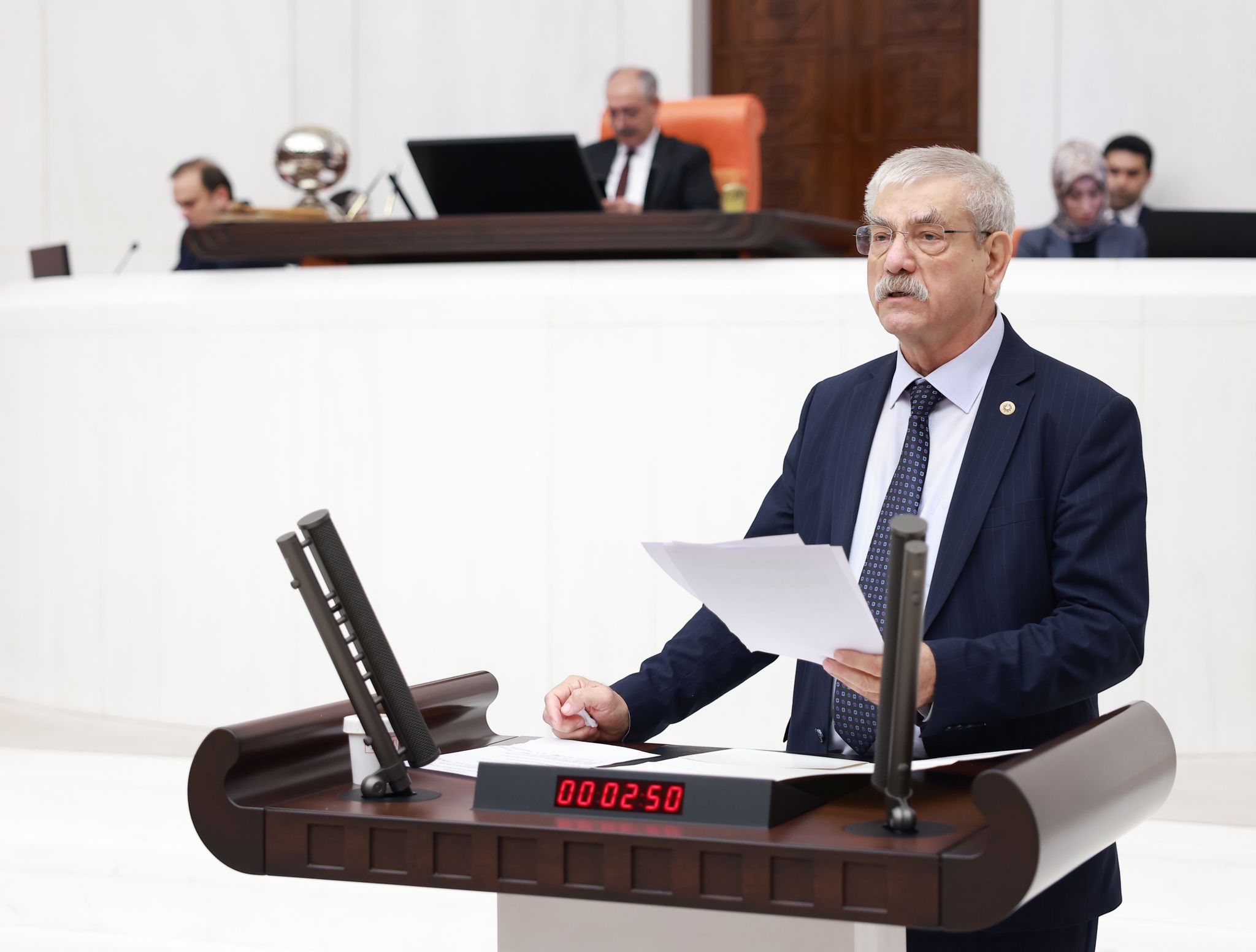 CHP’li Beko Meclis’te Konuştu: Asgari Ücret 12 bin TL Olması Gerek