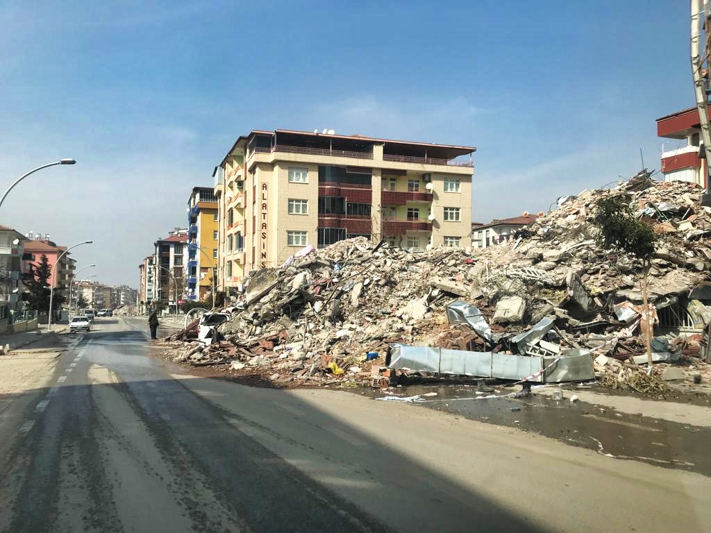 Başkan Arda'dan Malatya'ya Depremzede Ziyareti