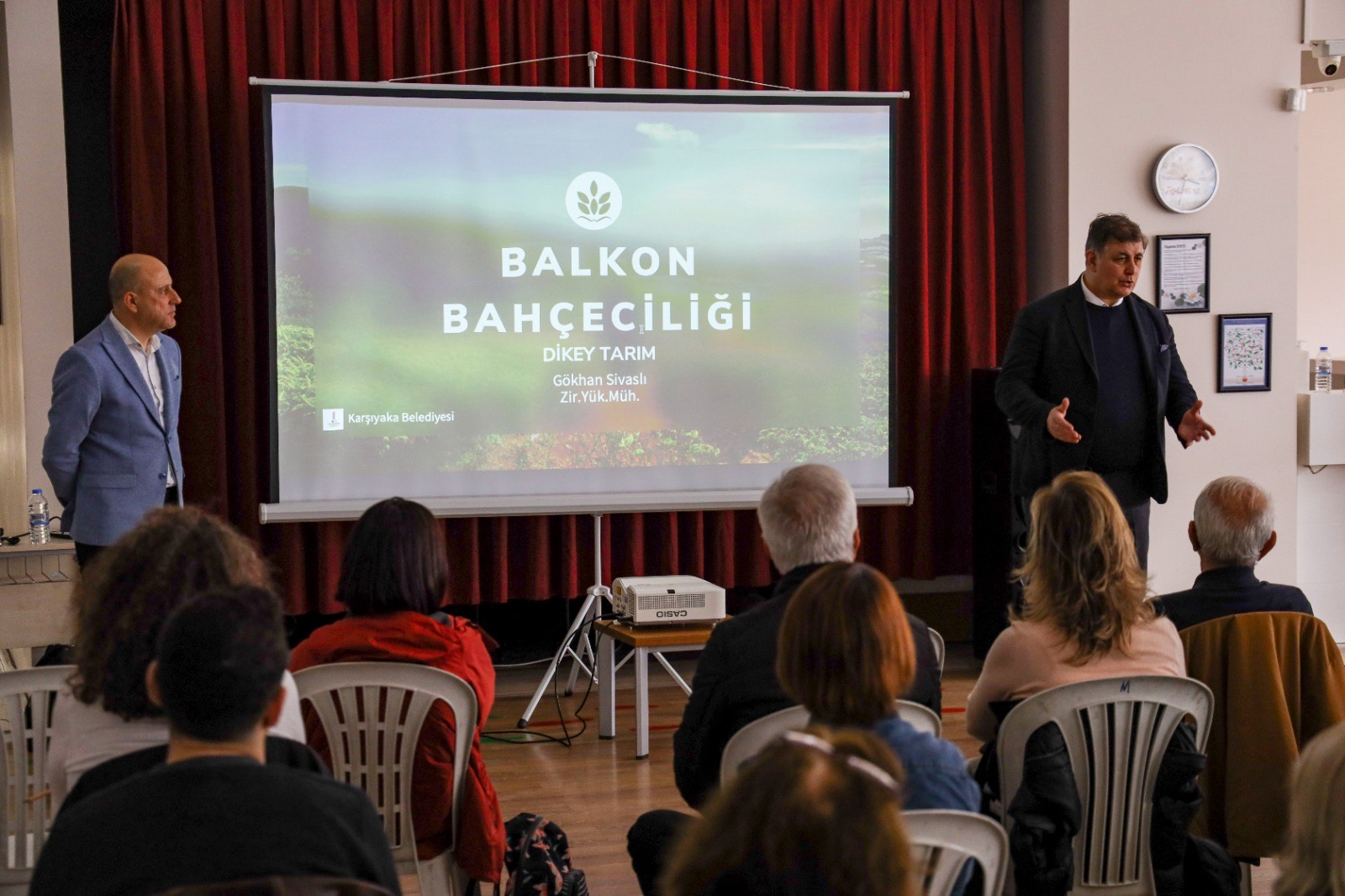 Karşıyaka Belediyesi’nden Balkon Bahçeciliği Eğitimi
