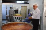 Menemen Belediyesi Aşevi’nden Her Gün 10 Bin Sıcak Yemek