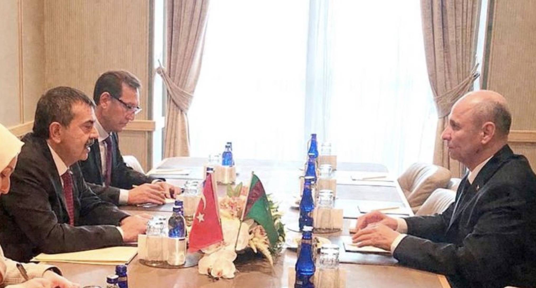 Bakan Tekin, Türkmenistan Bakanlar Kurulu Başkan Yardımcısı Nurmuhammet Amannepesov ile Görüştü