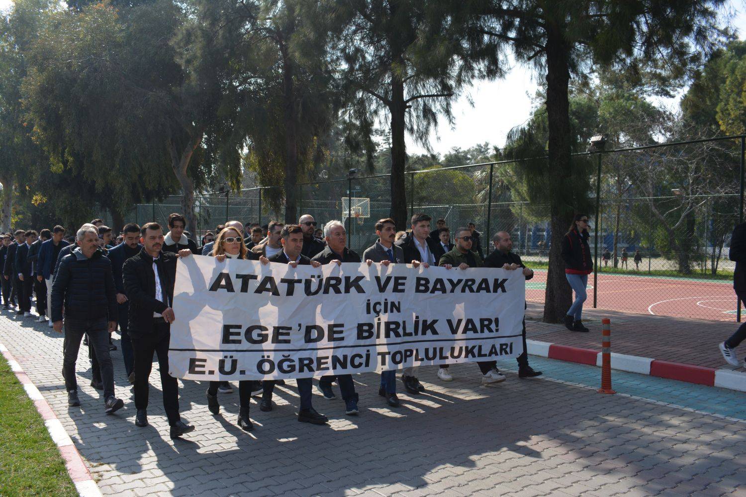 Fırat Yılmaz Çakıroğlu Ege Üniversitesinde Düzenlenen Programla Anıldı